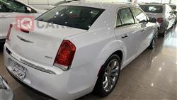 کرایسلەر 300